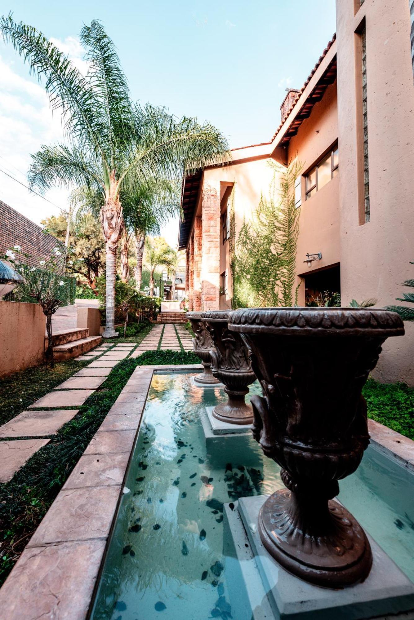 Chateau La Mer Exclusive Guesthouse & Spa Hartbeespoort Zewnętrze zdjęcie
