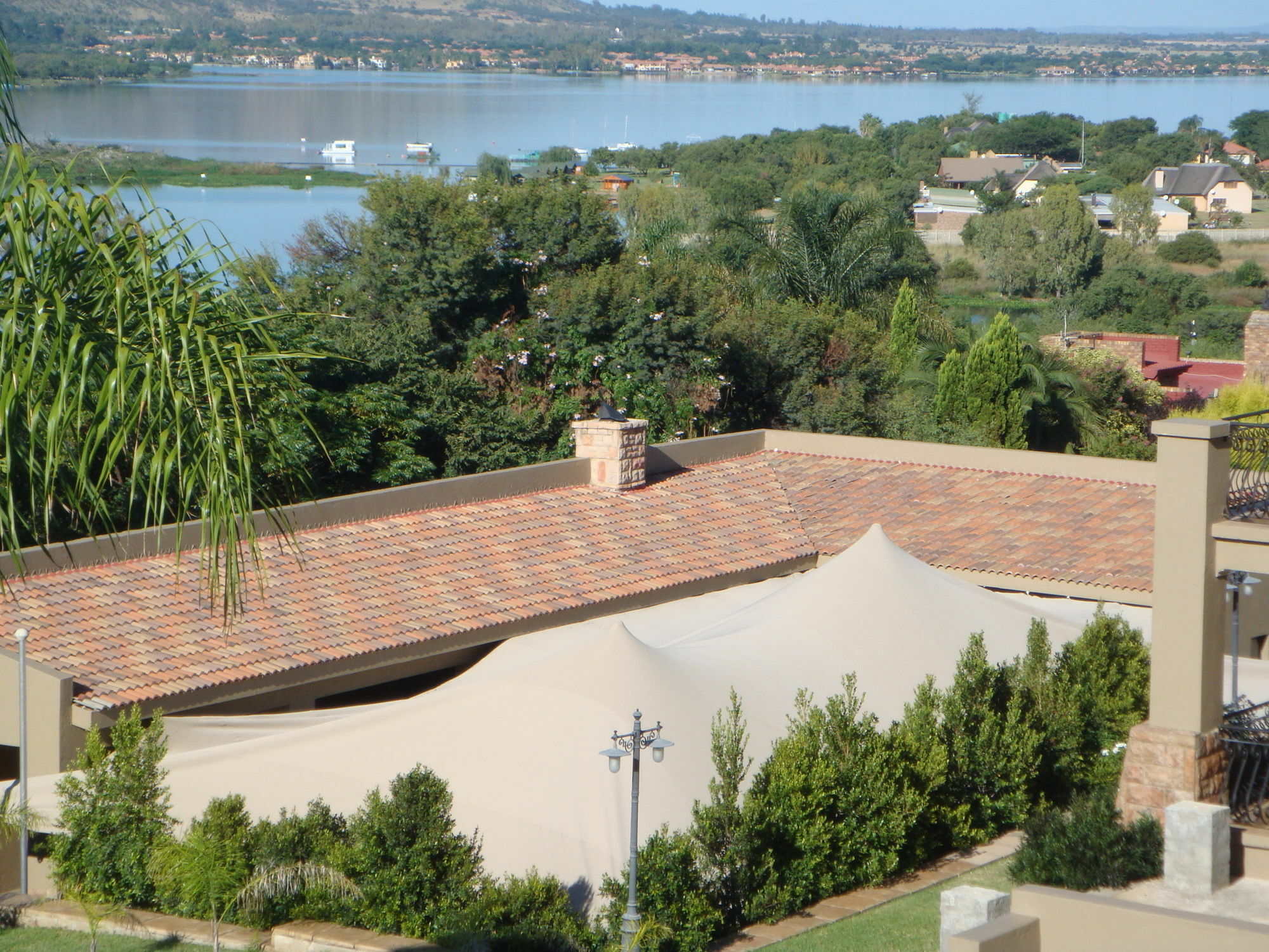 Chateau La Mer Exclusive Guesthouse & Spa Hartbeespoort Zewnętrze zdjęcie