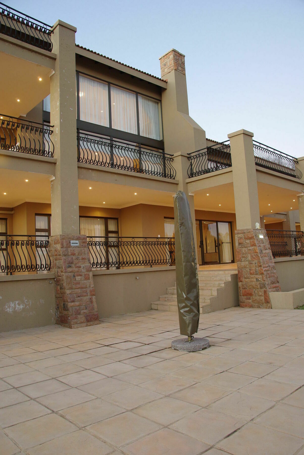 Chateau La Mer Exclusive Guesthouse & Spa Hartbeespoort Zewnętrze zdjęcie